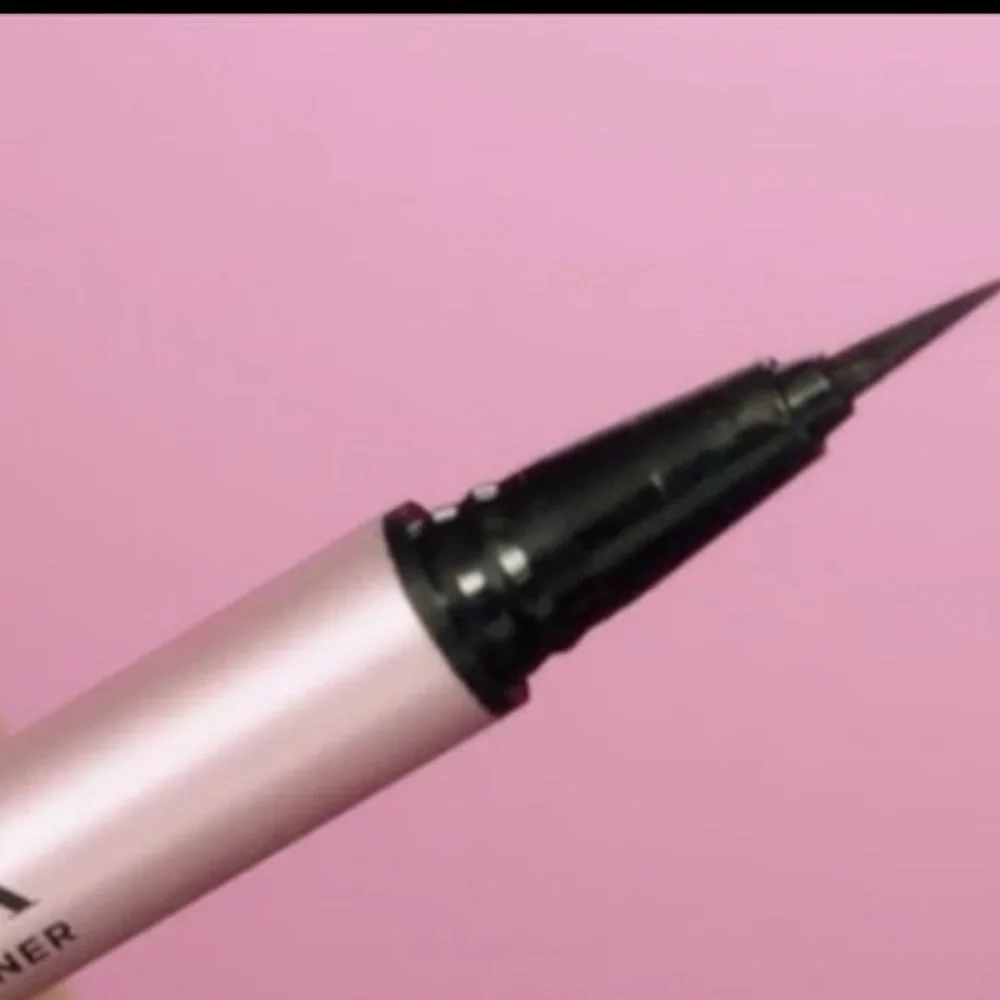 Too Faced Better Than Sex Easy Glide Waterproof Liquid Eyeliner